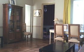 Louvre Vendome With Air Conditionning
